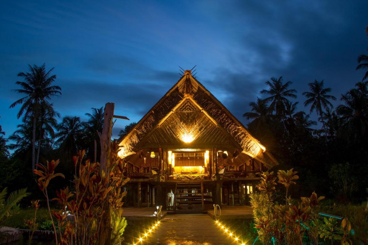 Hidden Bay Resort Mentawais Masokut Exteriör bild